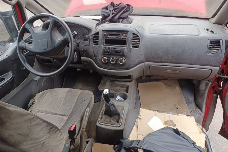 Used FORTHING Lingzhi 2014 V3 1.5L 7-Seater Standard Model II Center Console