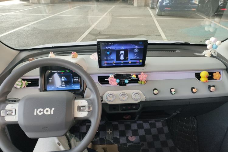 Used Chery QQ Ice Cream 2022 170km Sundae Phosphate Lithium-Ion