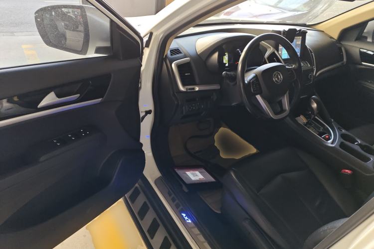 Used Dongfeng Aeolus AX7 2015 2.0L Automatic Zhiyi Trim