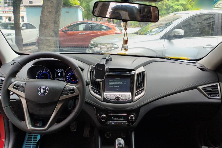 Used CHANGAN Eado 2016 1.6L GDI Manual JingShang Model Center Console