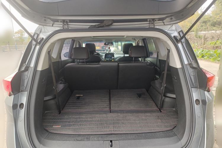 Used Chevrolet Orlando 2018 Redline 530T Automatic Enjoyment Edition (5+2 Model) – China V Standard Trunk