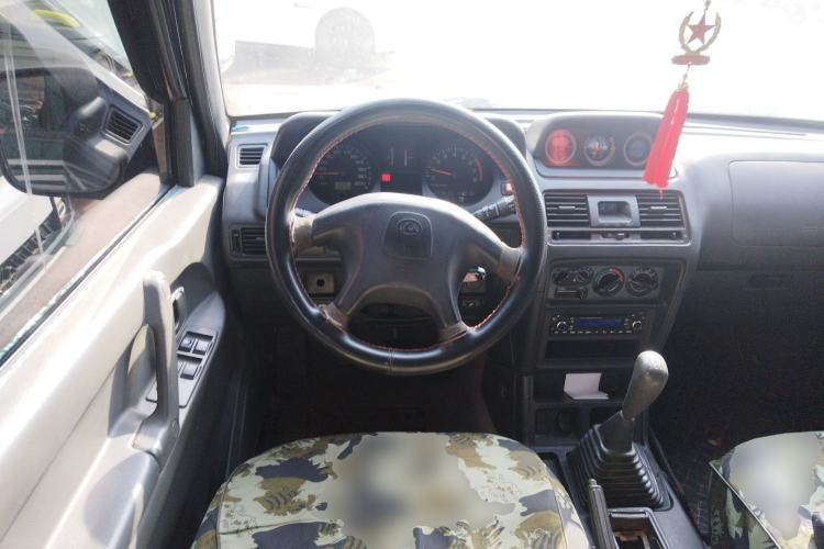 Used Leopaard 6481 2009 2.2L Manual Two-Wheel Drive Steering Wheel