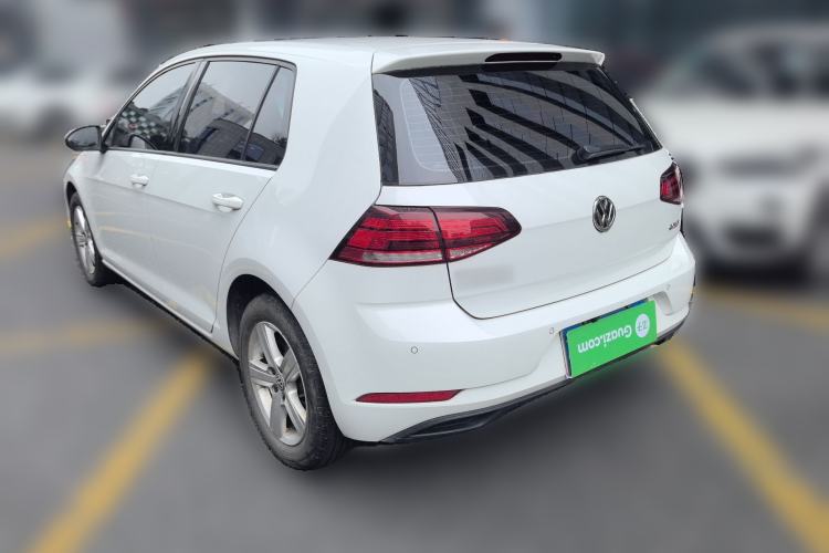 Used Volkswagen Golf 2018 1.6L Manual Fashion Edition