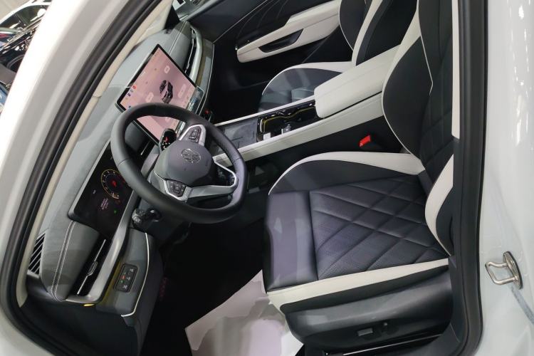 Used Volkswagen Sagitar 2026 Model L 300TSI DSG Luxury Version