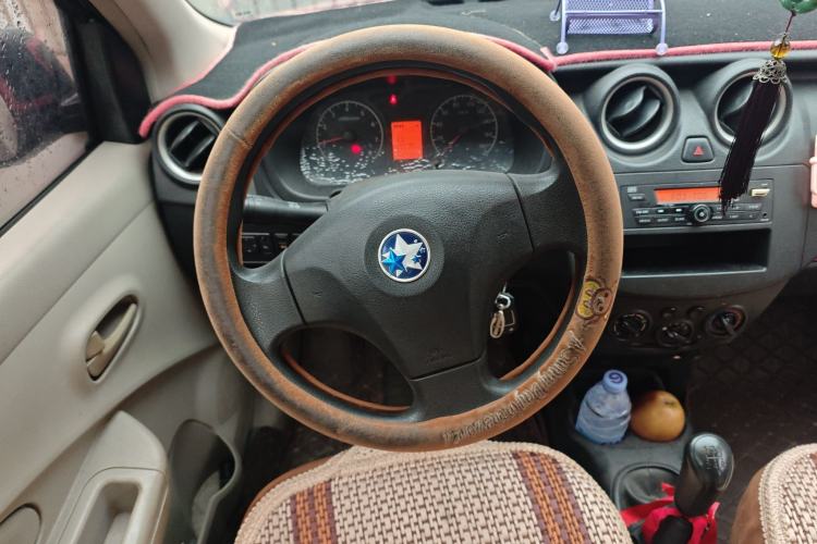 Used Venucia R30 2014 1.2L Manual Enjoyment Edition