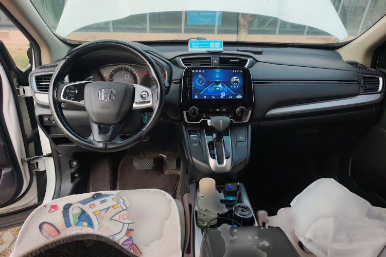 Used Honda CR-V 2019 Brilliant Edition 240TURBO CVT 2WD Comfort Version China VI Emission Standard Center Console