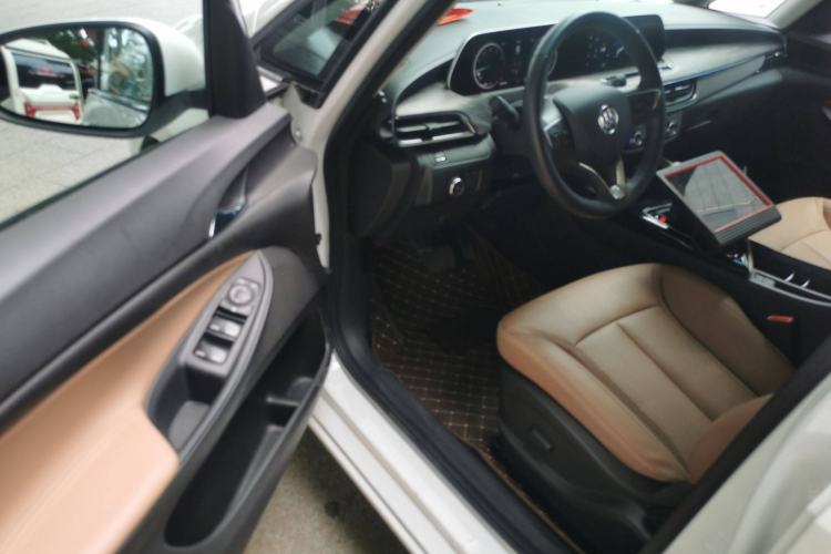 Used Buick GL6 2021 323T Mild Hybrid Connect Luxury Model Left Front Seat