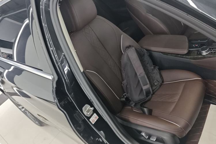 Used BMW 5 Series 2021 Restyled 530Li Leading Edition Luxury Package