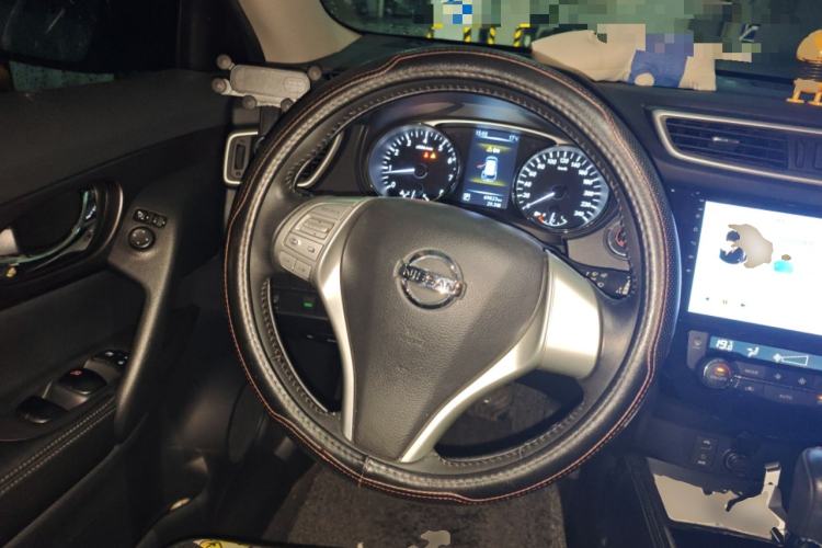 Used Nissan X-Trail 2014 2.0L CVT Comfort Edition 2WD Steering Wheel
