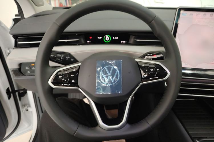 Used Volkswagen ID.7 VIZZION 2024 AIR model
