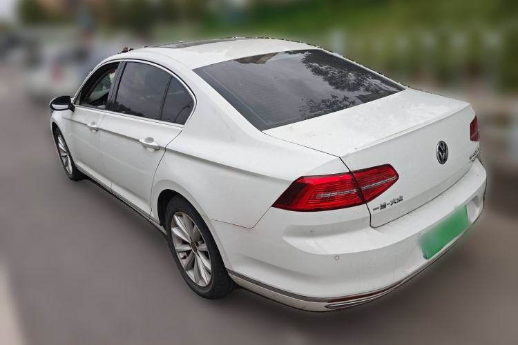 Used Volkswagen Magotan 2019 330TSI DSG Leading Edition China V Standard
