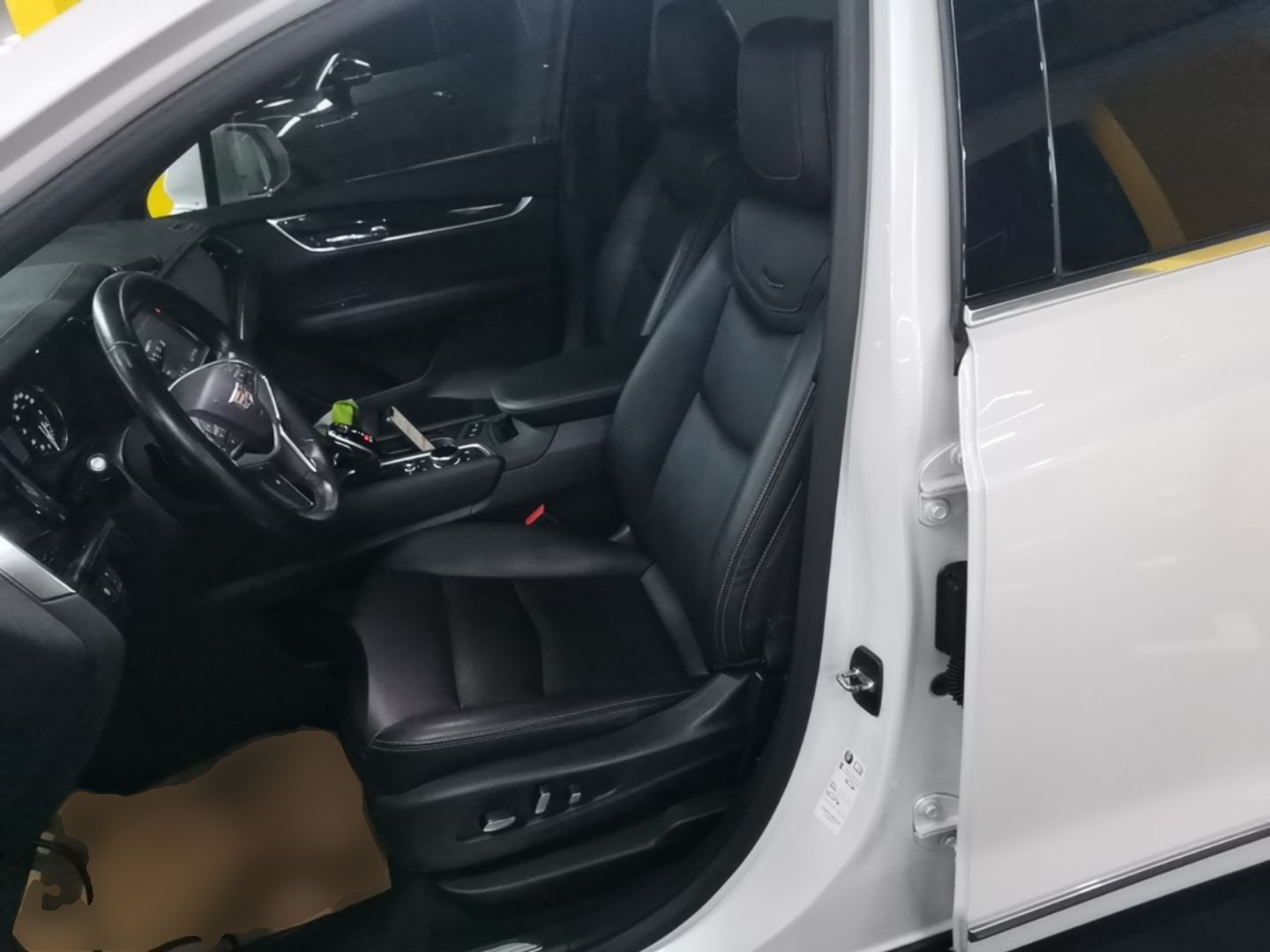 Vordere Reihe im Auto