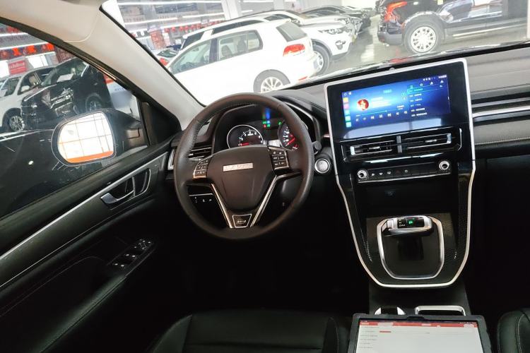 Used Haval M6 2023 PLUS 1.5T DCT Luxury Smart Connectivity Model