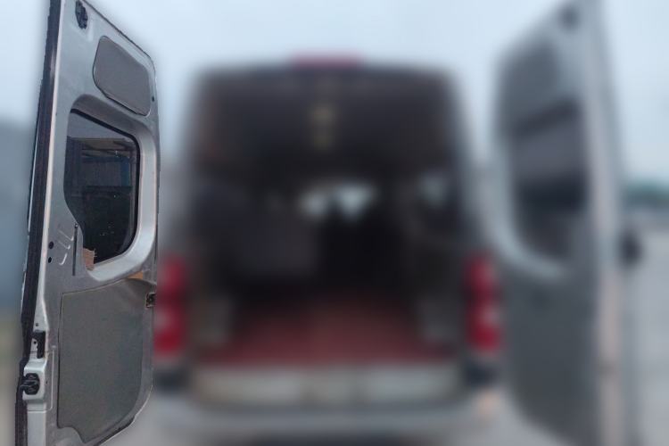 Used Foton Toano 2021 2.0T Manual Tongtu Extended-Wheelbase Mid-Roof 5/6/7-Seater 4F20TC3