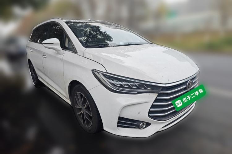Used BYD Song MAX 2017 1.5T Automatic Smart Connect Elite 7-Seater Front Right 45 Deg
