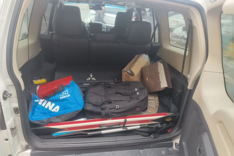 Used Mitsubishi Pajero 2015 3.0L Automatic Elite Overdrive Version China IV Standard
