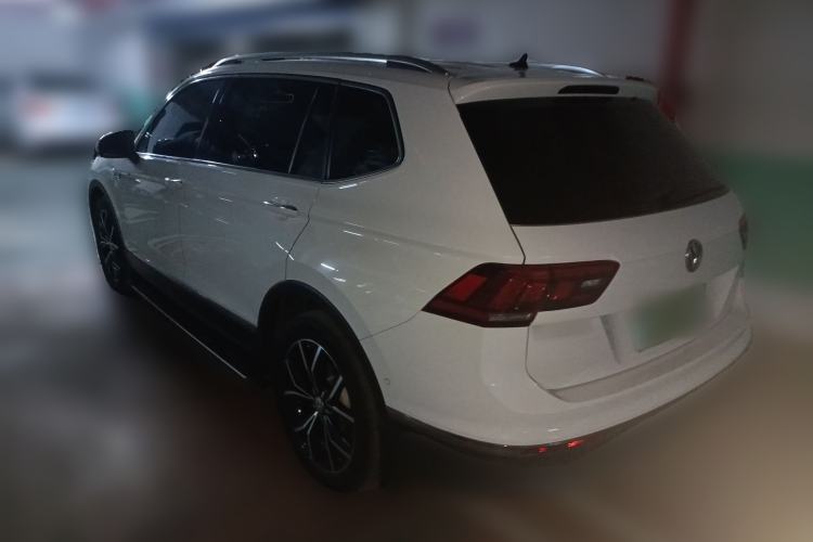 Used Volkswagen Tiguan L 2020 330TSI Automatic Two-Wheel Drive Smart Luxury Edition China VI Standard
