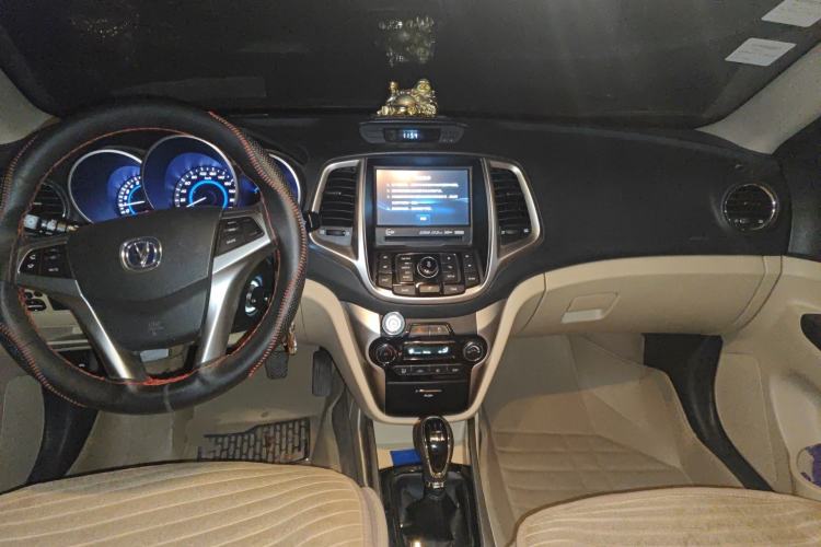 Used CHANGAN Eado 2015 1.6L Manual Luxury Model China IV Standard
