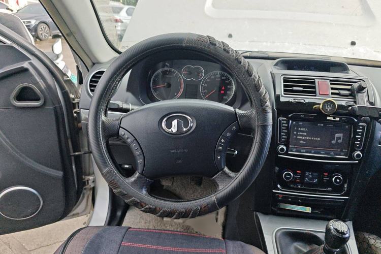 Used Haval H5 Classic 2013 Zhizun Edition 2.0T Manual 4x4 Progressive Model
