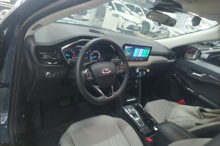 Used Ford Escape 2020 EcoBoost 245 Two-Wheel-Drive Titanium Edition