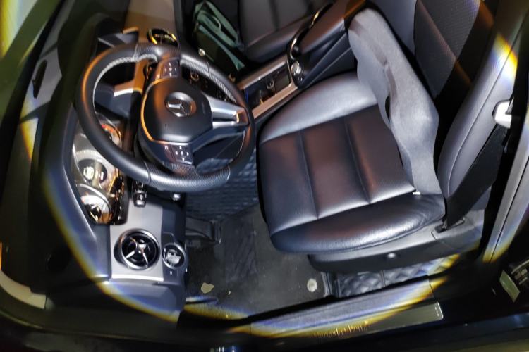 Used Mercedes-Benz GLK-Class 2013 GLK 300 4MATIC Fashion Model Left Front Seat