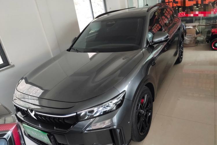 Used VOYAH FREE 2025 318 259 km All-Wheel-Drive Exploration Edition
