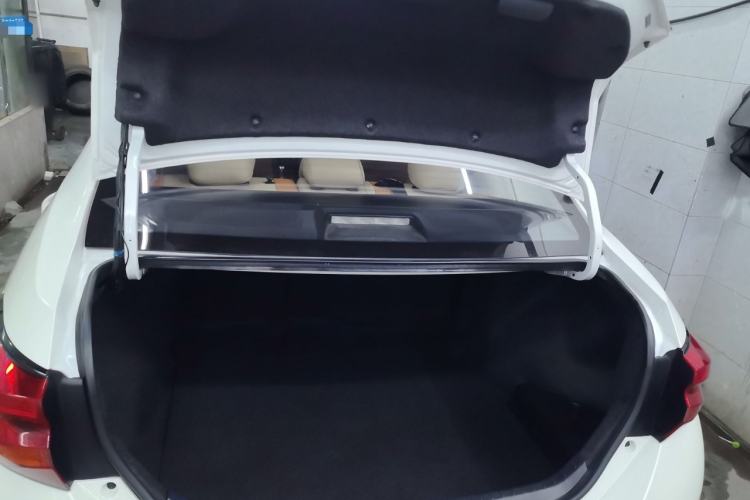 Used Toyota Levin 2017 Revised Version 185T CVT Elite Edition China VI Standard
