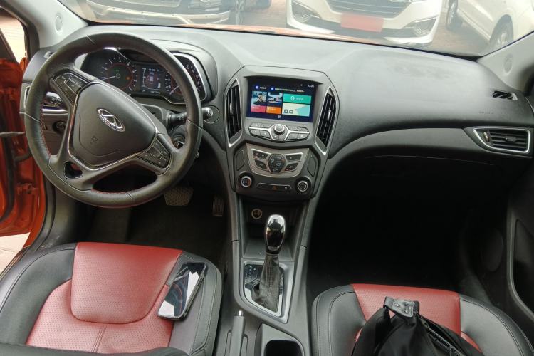 Used Chery Arrizo 5 2017 SPORT 1.5T CVT Luxury Edition Center Console