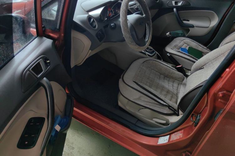 Used Ford Fiesta 2011 Hatchback 1.5L Automatic Fashion Edition