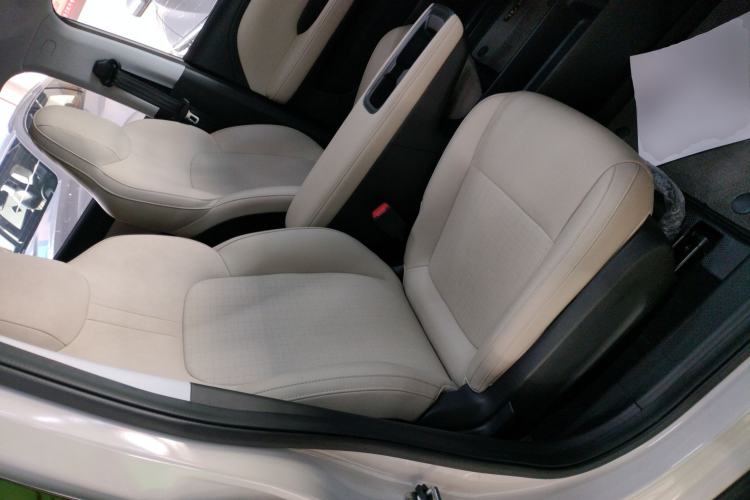 Used Wuling Bingo PLUS 2024 330 km Range Five-Seater Version