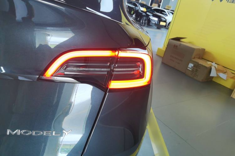 Used Tesla Model Y 2024 Rear-Wheel-Drive Version