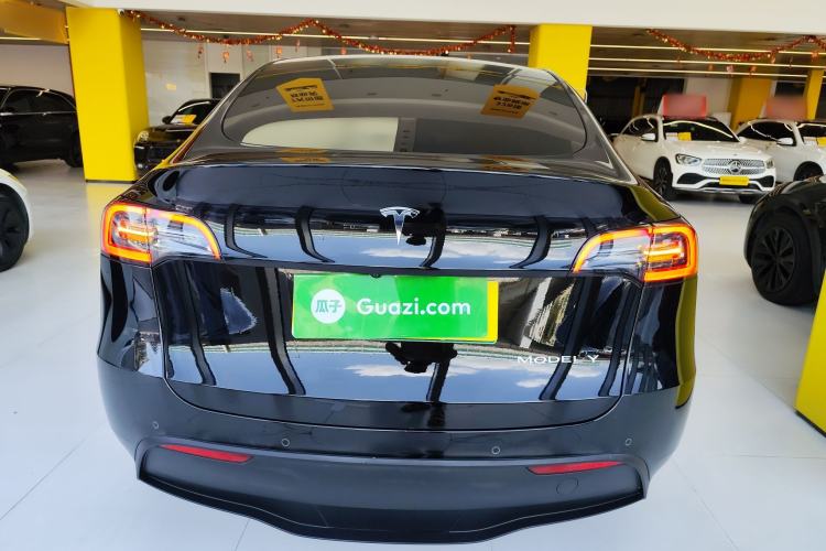 Used Tesla Model Y 2023 Rear-Wheel-Drive Version