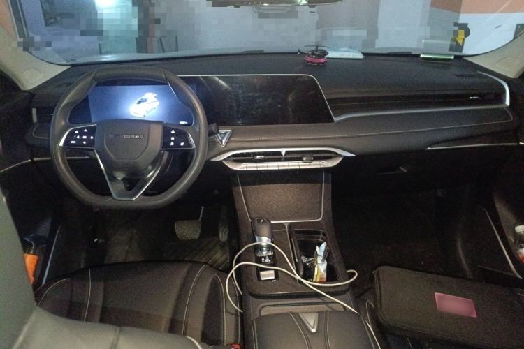 Used Venucia V 2021 260T Idol Edition