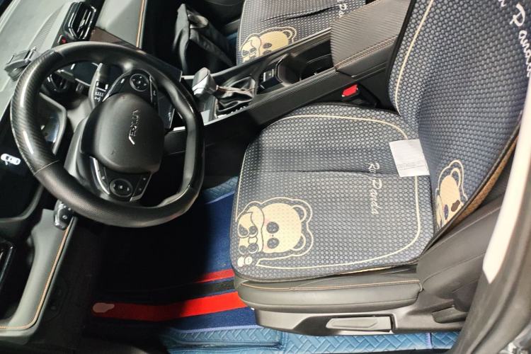 Used Dongfeng Aeolus Yixuan 2025 1.5L Automatic Luxury Version
