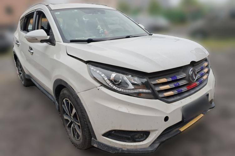 Used Dongfeng Fengon 580 2016 1.5T Manual Luxury Edition
