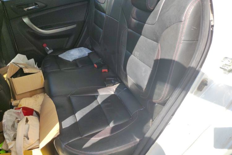 Used CHANGAN CS35 2014 1.6L Manual Luxury Model China IV Standard
