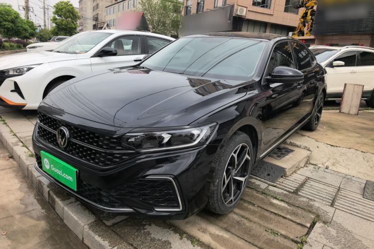 Used Volkswagen Passat 2023 Revised 330TSI Starry Elite Edition