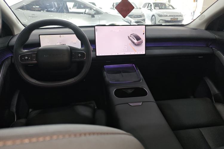 Used Nissan N6 2026 Model 180 Max Center Console