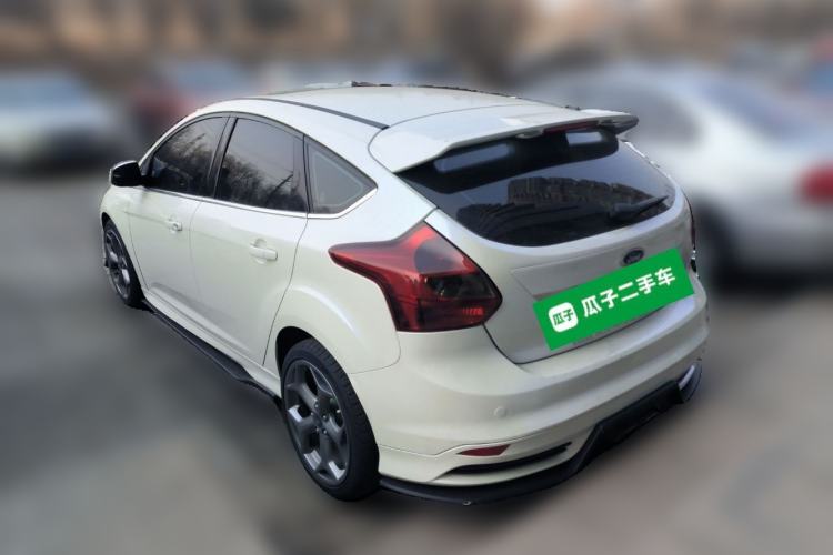 Used Ford Focus 2012 Hatchback 2.0L Automatic Luxury Sport Model
