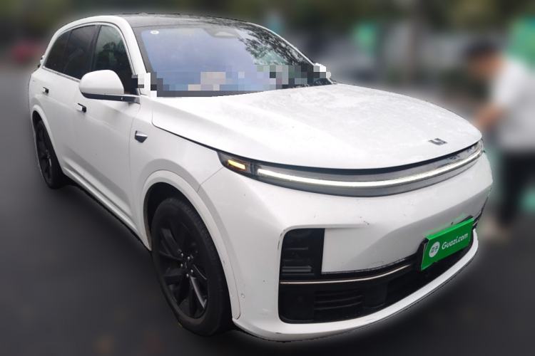 Used Li Auto L7 2023 Air model
