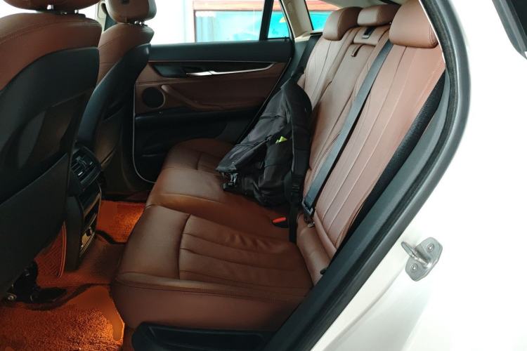 Used BMW X6 2015 xDrive28i Left Rear Seat