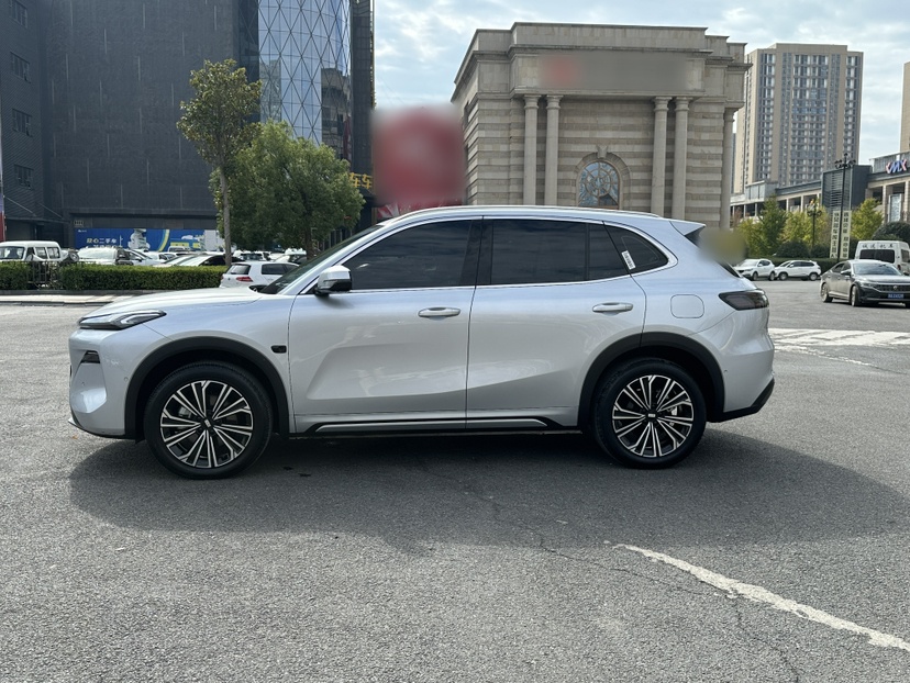 Geely Galaxy Xingjian 7 EM-i 2026 Model 135km Starship Version — снимка 13