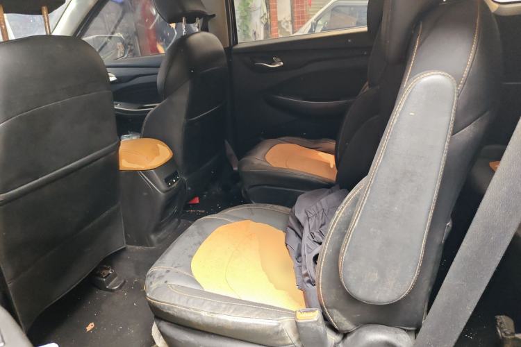 Used Wuling Hongguang S3 2018 1.5L Manual Comfort Model China V Standard Left Rear Seat