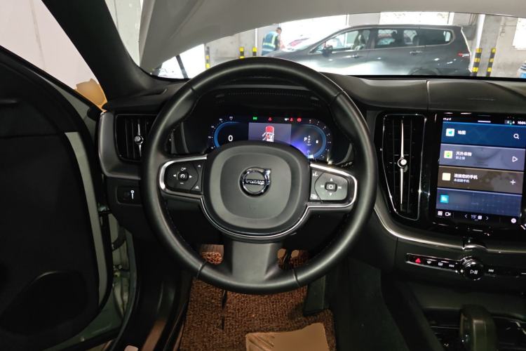 Used Volvo XC60 2022 B5 4x4 Zhiyi Luxury Edition Steering Wheel