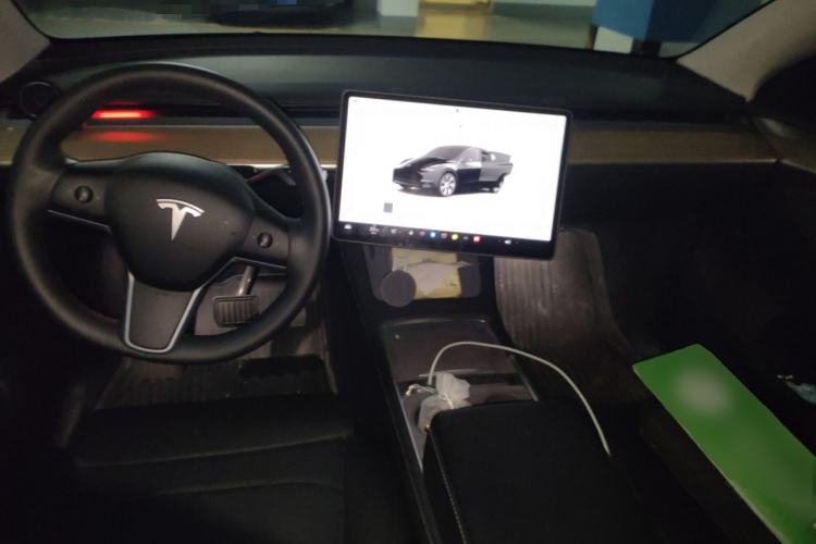 Used Tesla Model Y 2022 Revised Version Rear-Wheel Drive Center Console