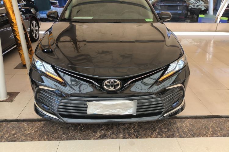 Used Toyota Camry 2021 2.0G Luxury Edition Front