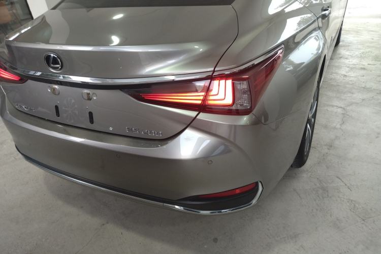 Used Lexus ES 2020 200 Excellence Edition