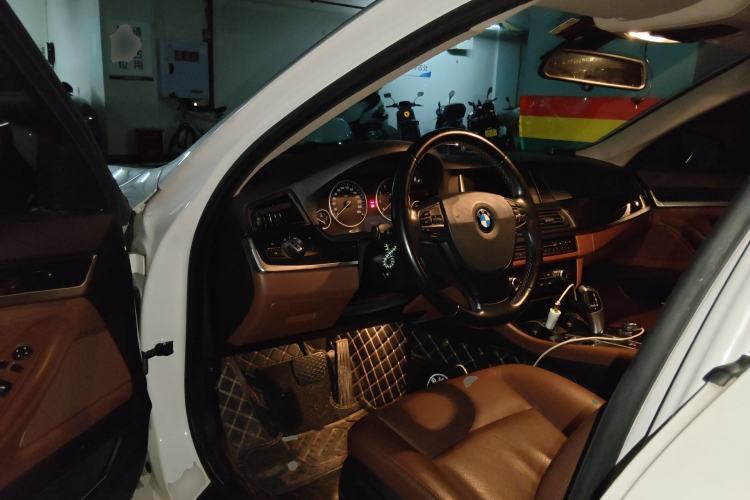 Used BMW 5 Series 2014 520Li Elegant Model