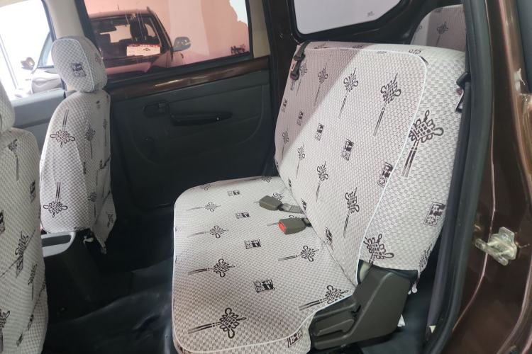 Used Wuling Hongguang 2015 1.5L S Base Model China IV
