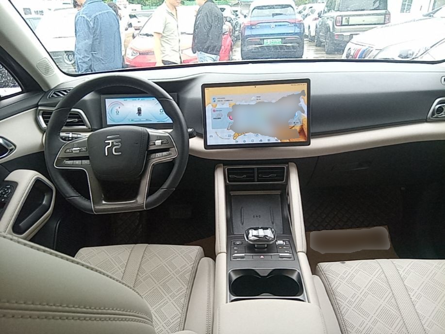BYD Yuan UP 2024 401KM Beyond Edition — снимка 12